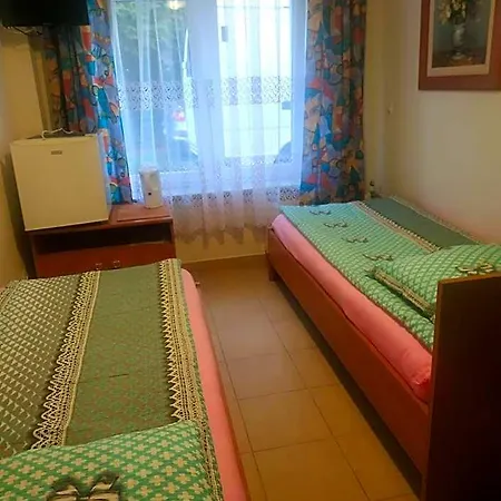 Relax U Janusza Πανσιόν *